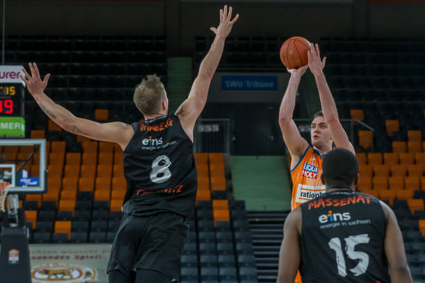 西班牙人并 西班牙人并