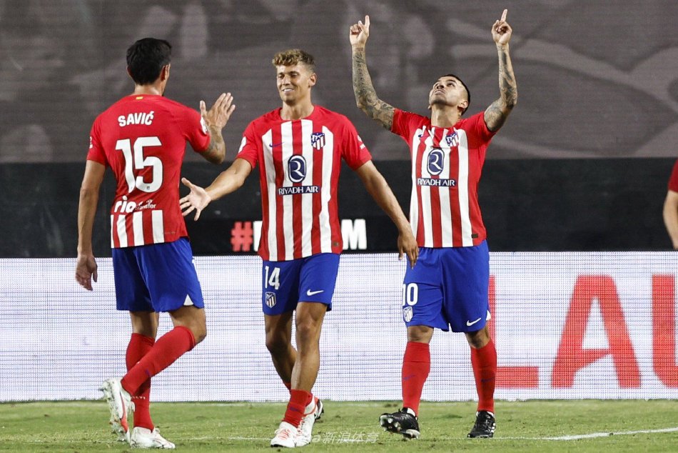 供了借势而 供了借势而